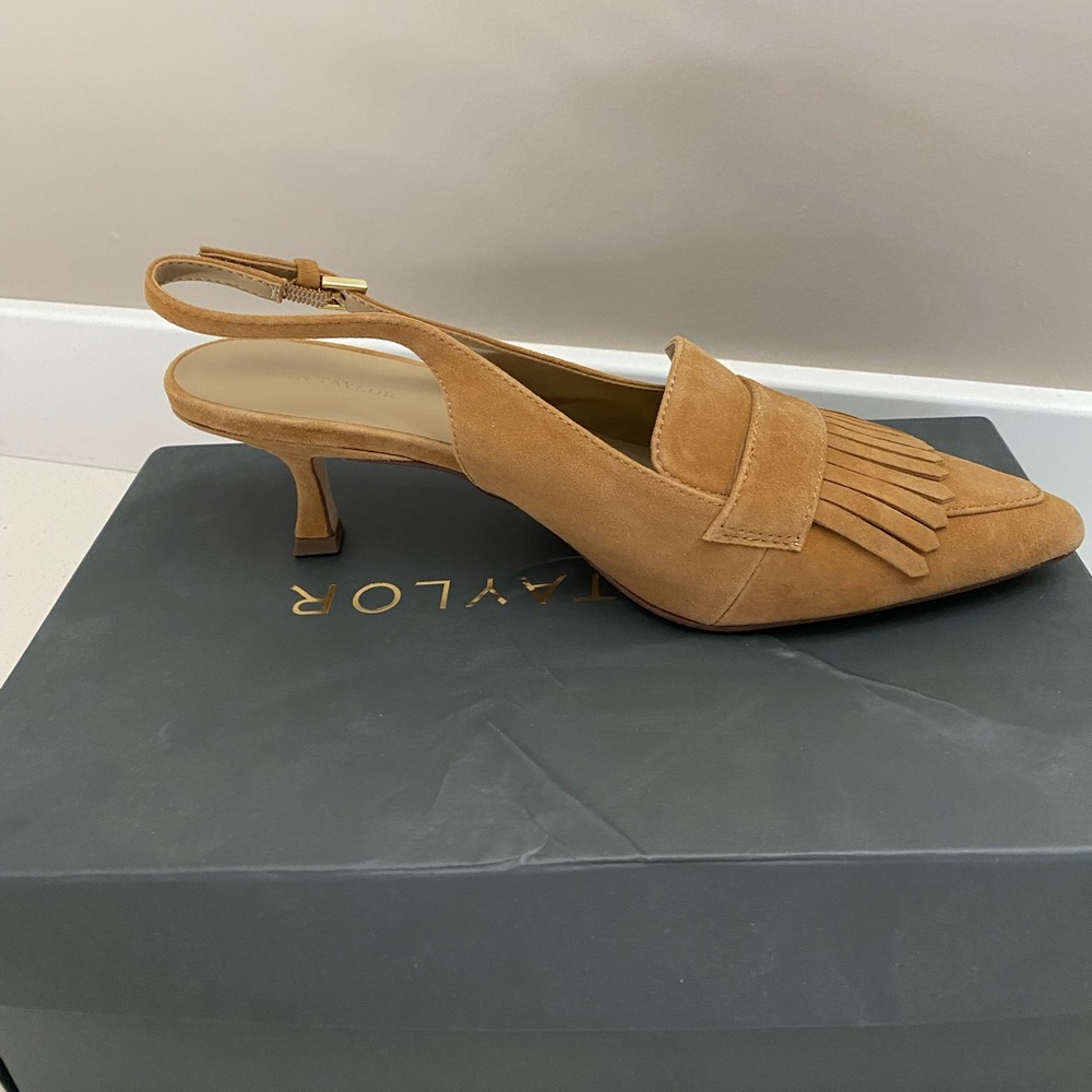 Ann Taylor, suede, color: crisp rye